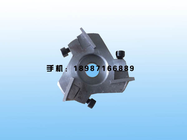 三齒鏟刀